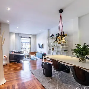  Apartamento Piso De Diseno Junto Al Casco Viejo